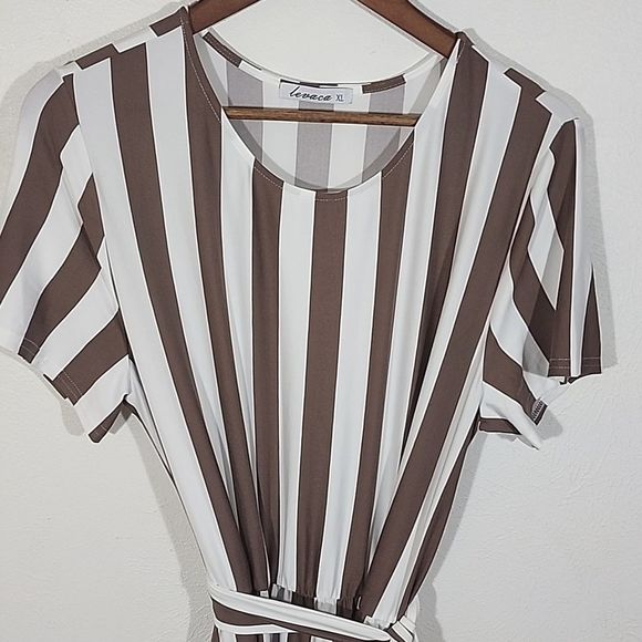 Levaca striped stretchy midi belted dress Size XL - Picture 2 of 11